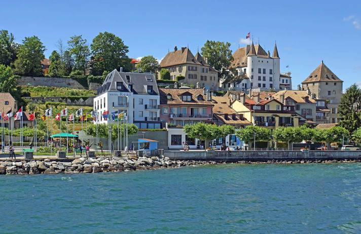EVIAN-LES-BAINS