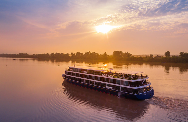 Croisière de vos rêves : Des Temples d'Angkor au Delta du Mékong
