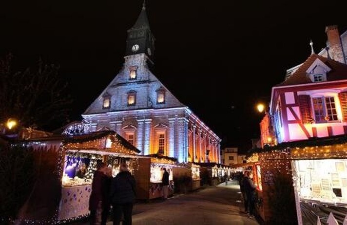 MONTBÉLIARD - Marché de Noël et Illuminations